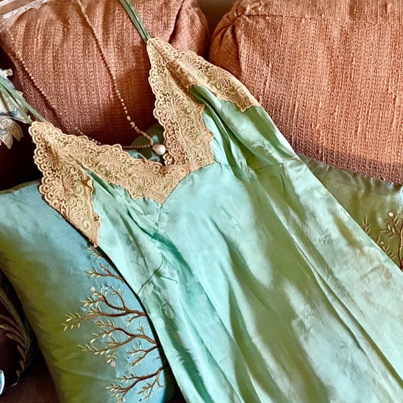 ๐บ๐HP๐๐บ NWT Spell & The Gypsy Ocean Lace Slip Dress - Picture 7 of 16